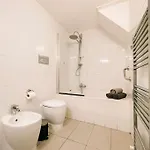 Ponte Vecchio Elegante Domus Apartamento