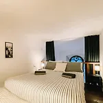 Ponte Vecchio Elegante Domus Apartamento Florencia