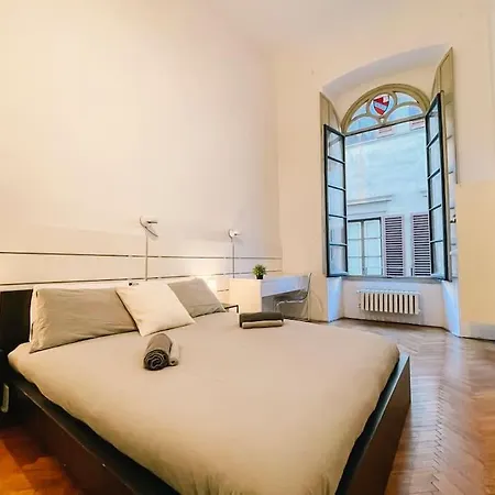 Ponte Vecchio Elegante Domus