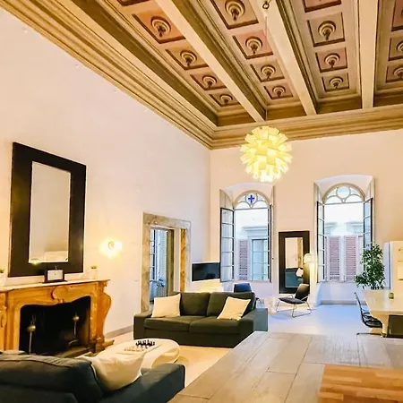 Apartment Ponte Vecchio Elegante Domus