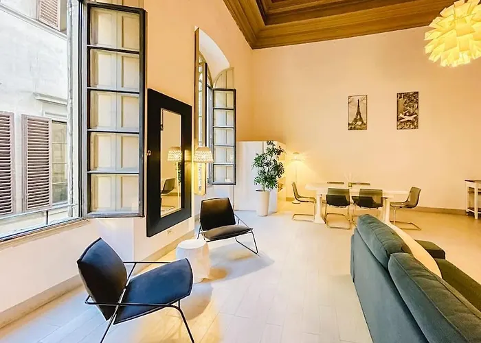 Ponte Vecchio Elegante Domus Апартаменты Флоренция