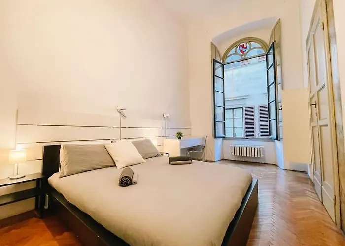 Ponte Vecchio Elegante Domus